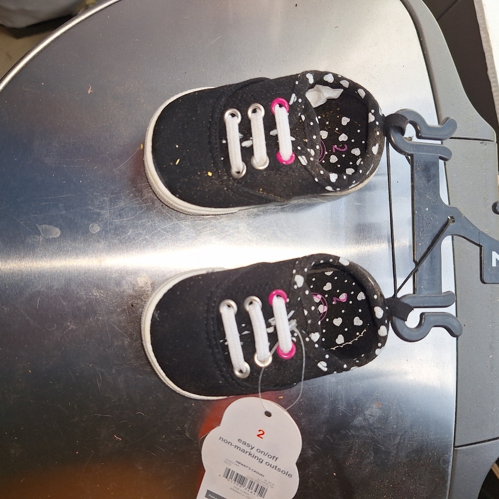 Baby shoes size 2